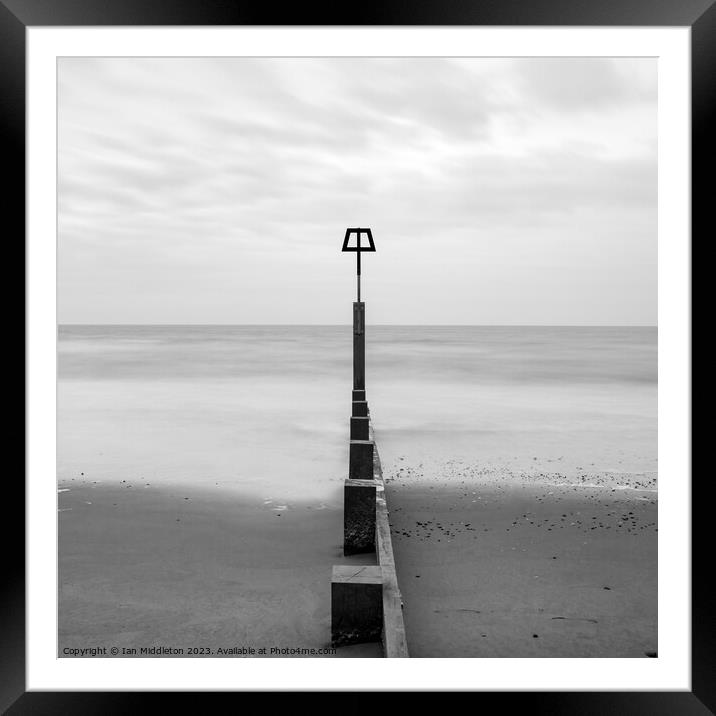 Bournemouth beach and groyne Framed Mounted Print by Ian Middleton