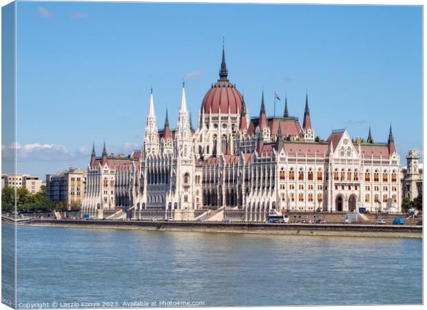 Hungarian Parliament Building - Budapest Canvas Print by Laszlo Konya
