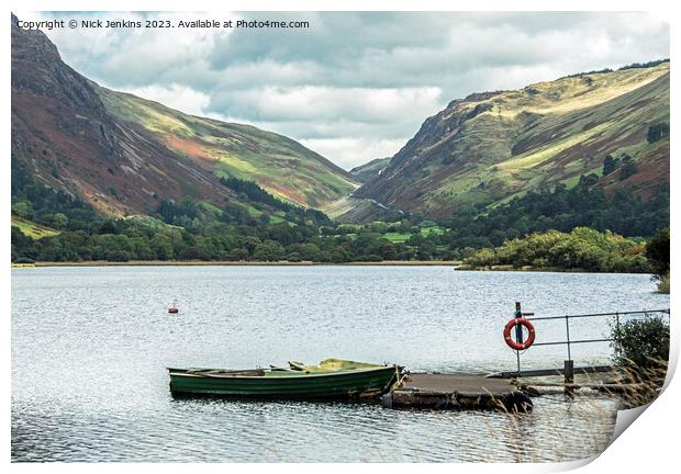 Tal y Llyn Lake beneath Cadair Idris Gwynedd Print by Nick Jenkins