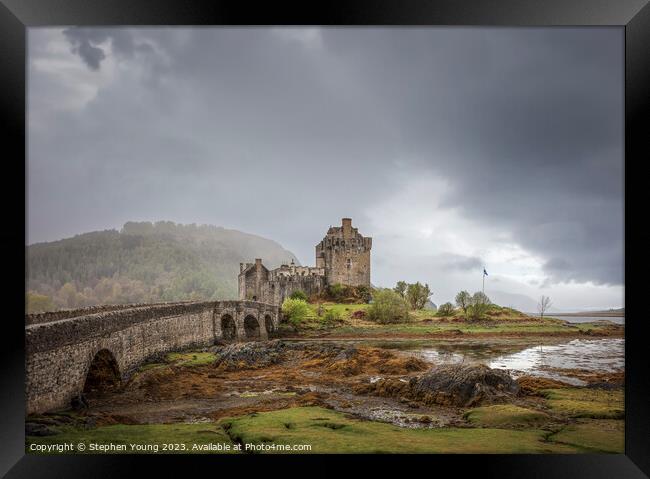 Eilean Donan Castle Framed Print by Stephen Young