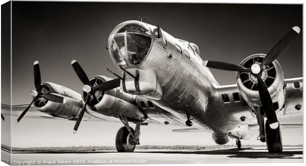 b17 flying fortress Canvas Print by Frank Peters