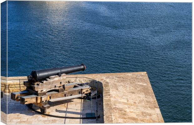 Saluting Battery Gun Facing The Sea In Malta Canvas Print by Artur Bogacki