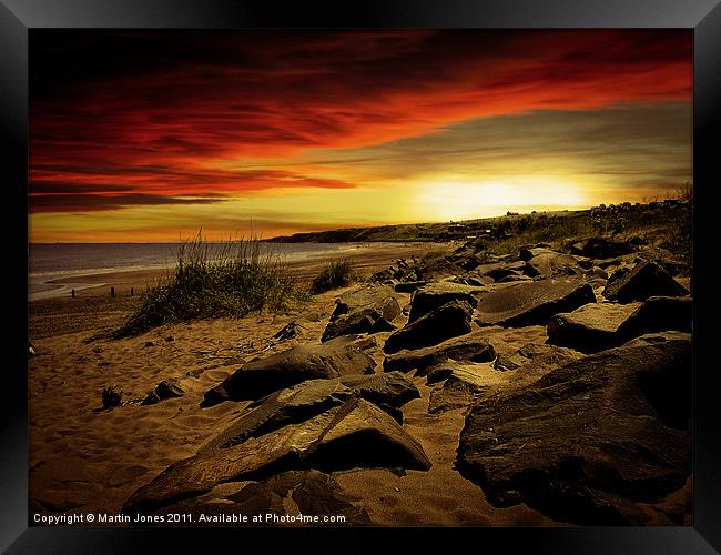 Berwick Beach Sunset Framed Print by K7 Photography