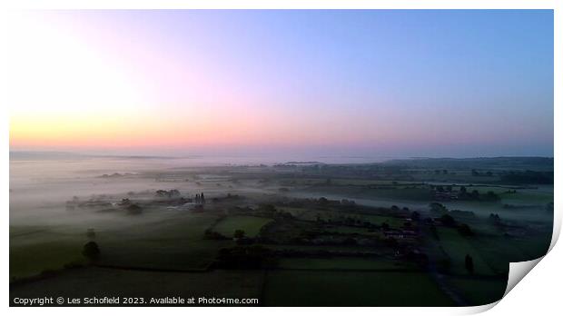 Sunrise on the Somerset levels Print by Les Schofield