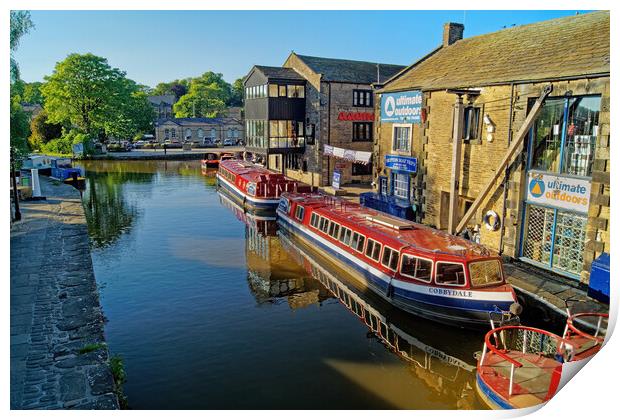 Leeds and Liverpool Canal at Skipton Print by Darren Galpin