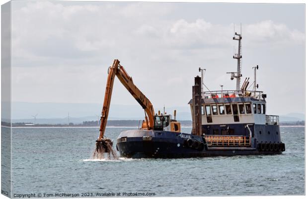 Dredger Selkie at work Burghead Canvas Print by Tom McPherson