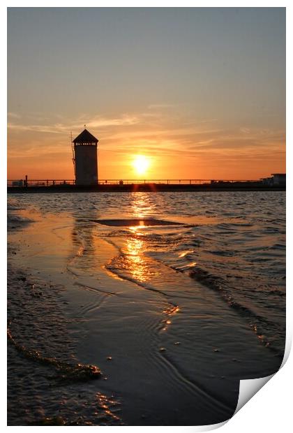 Sunsetting over the tidal pool in Brightlingsea  Print by Tony lopez