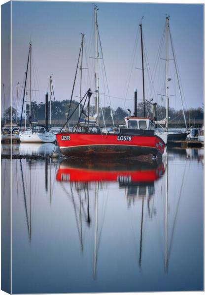 Low tide over Brightlingsea Harbour  Canvas Print by Tony lopez
