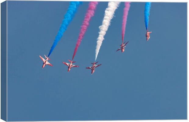 The Red Arrows - Cosford 2023 Canvas Print by Glen Allen