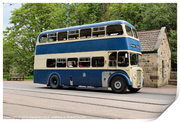 1954 Daimler Bus Print by Kevin Maughan