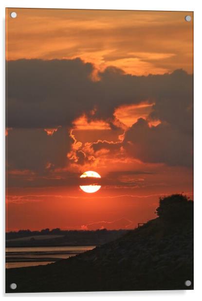 Sun setting over Brightlingsea beach  Acrylic by Tony lopez