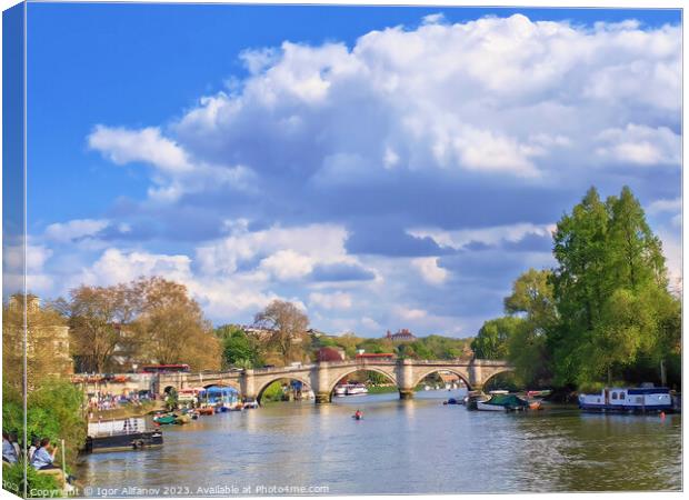 Thames View From Richmond Canvas Print by Igor Alifanov