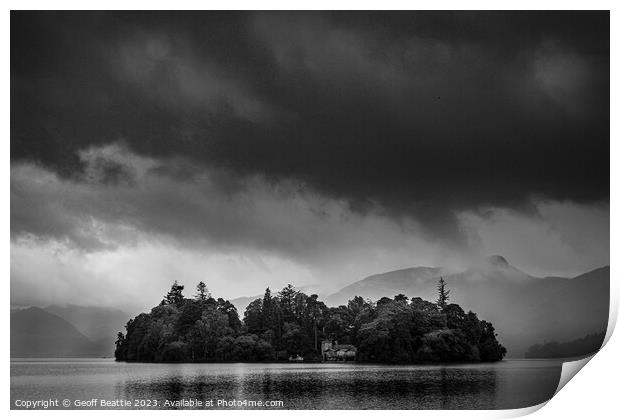 Derwent Isle, Derwent water, the Lake District Print by Geoff Beattie