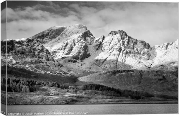 Bla Bheinn, Skye, in black and white Canvas Print by Justin Foulkes