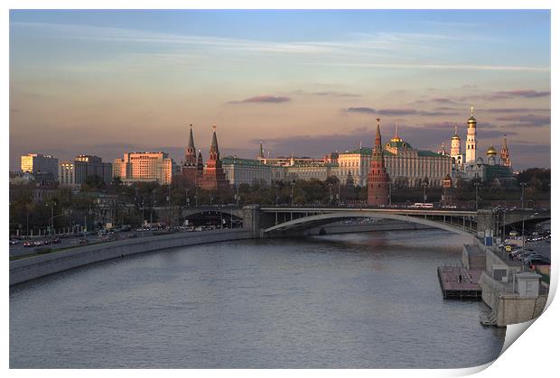 Wonderful light over Moscow river Print by Sergey Golotvin