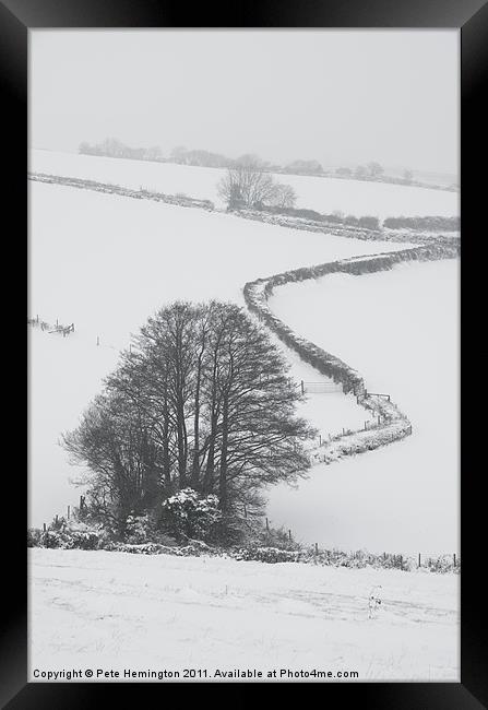 Winter scene Framed Print by Pete Hemington