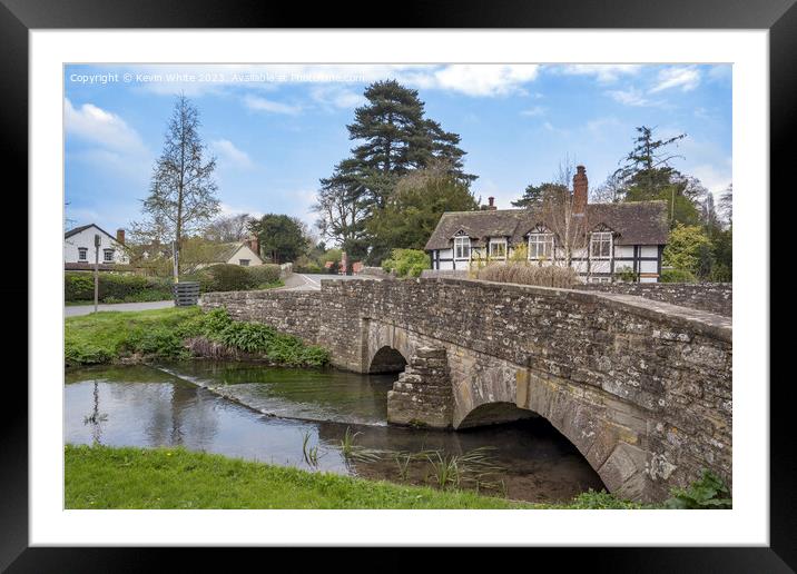 View of old stone bridge Eardisland Heredforshire Framed Mounted Print by Kevin White
