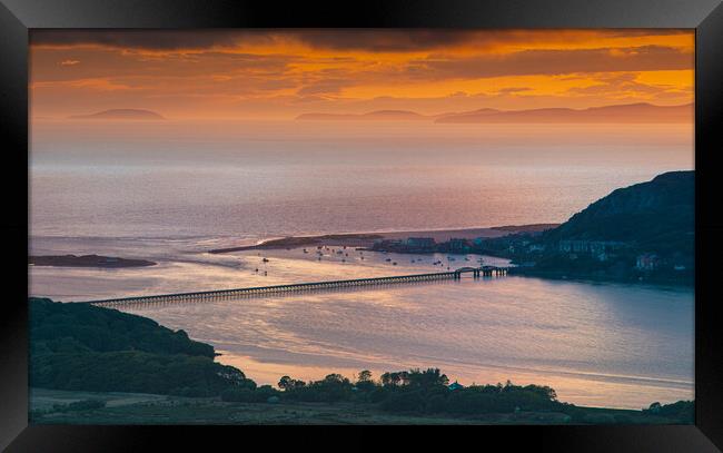 Barmouth Framed Print by Rory Trappe