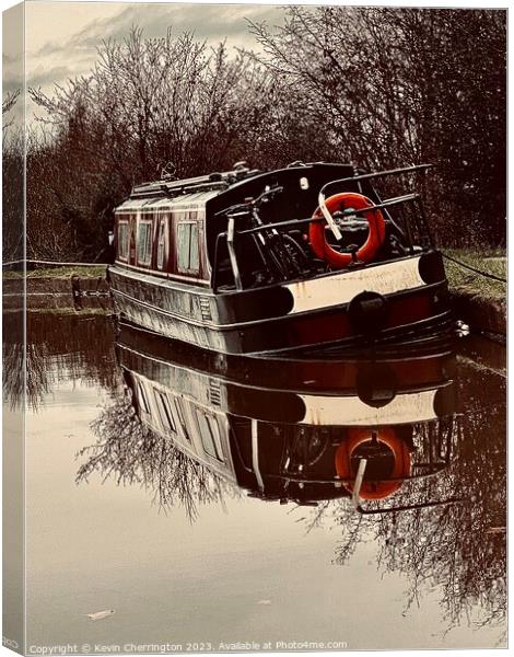 Narrow boat on the canal  Canvas Print by Kevin Cherrington