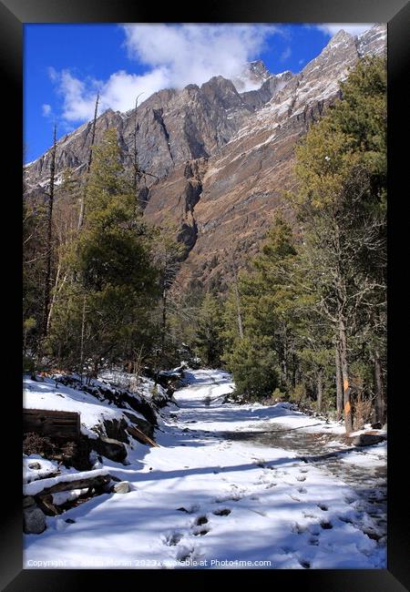 Annapurna Circuit Trail, Nepal Framed Print by Aidan Moran