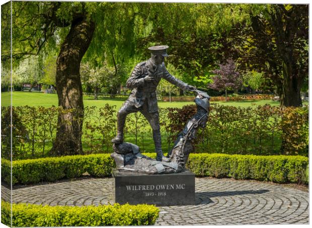  Wilfred Owen statue in Oswestry park in Shropshir Canvas Print by Steve Heap