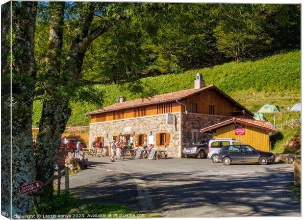 Refuge Orisson - Saint-Jean-Pied-de-Port Canvas Print by Laszlo Konya