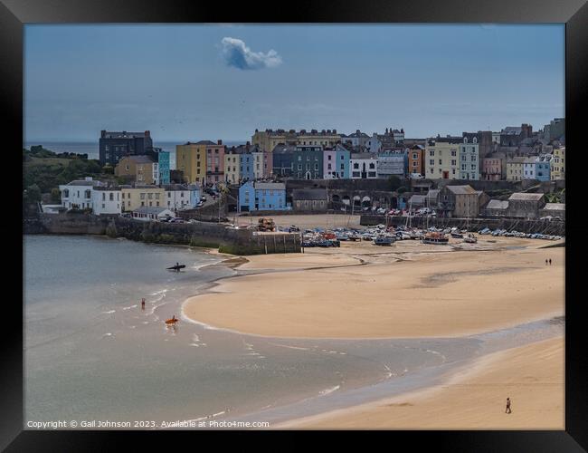 Virws around the seasie town to Tenby, South Wales Framed Print by Gail Johnson