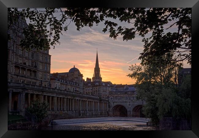 Pulteney Bridge Bath at sunset Framed Print by Duncan Savidge