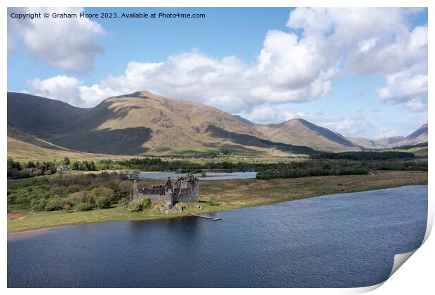 Kilchurn Castle elevated view Print by Graham Moore