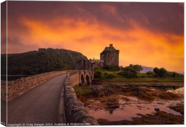Eilean Donan Castle Sunset Canvas Print by Craig Doogan