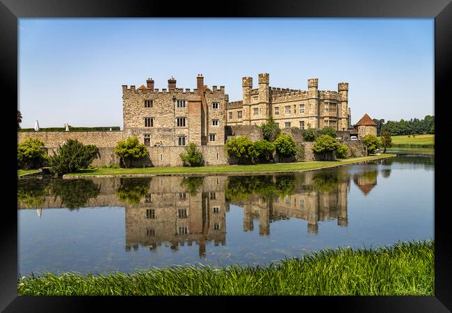 Leeds Castle Framed Print by peter schickert