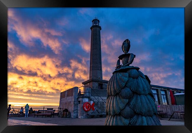 Margate at sunset Framed Print by peter schickert