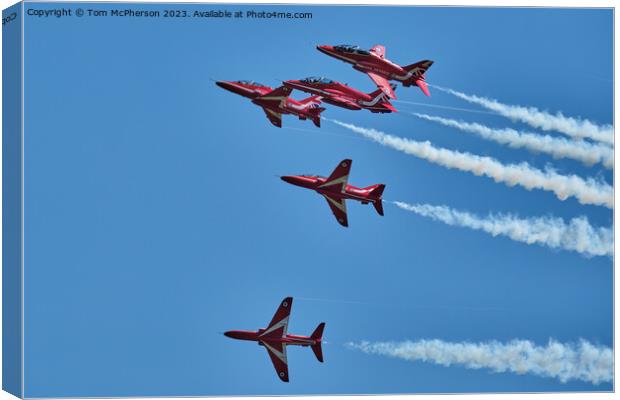 The Red Arrows: Britain's Airborne Ambassadors Canvas Print by Tom McPherson