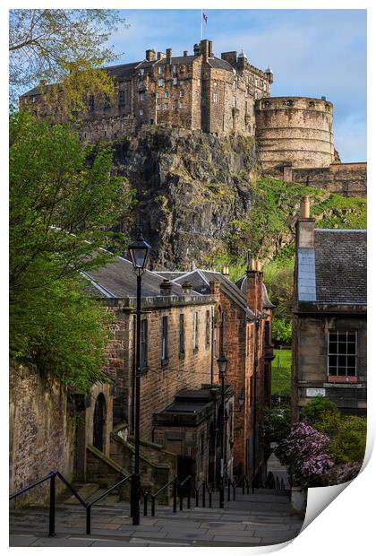 Edinburgh Castle From Vennel Steps Print by Artur Bogacki