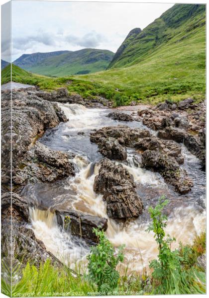 Outdoor stonerock Canvas Print by Gail Johnson