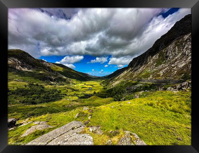 Snowdonia Framed Print by Ian Donaldson