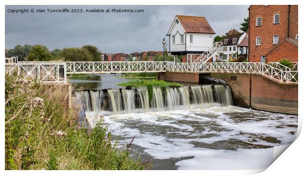 Tewksbury weir Print by Alan Tunnicliffe