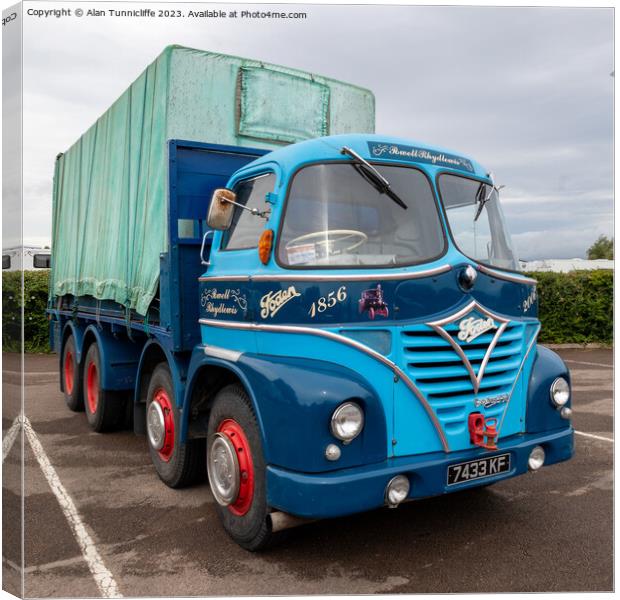 Foden truck Canvas Print by Alan Tunnicliffe
