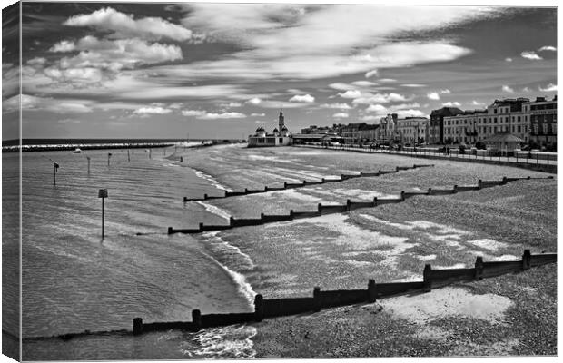 Herne Bay Seafront and Beach Canvas Print by Darren Galpin