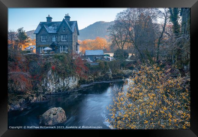 Old Riverside House Framed Print by Matthew McCormack