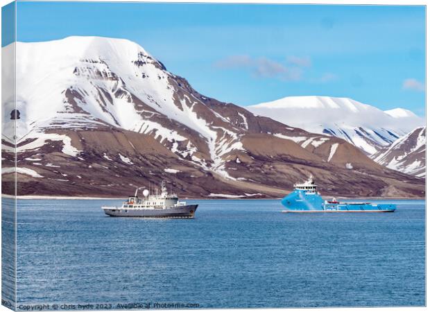 Ships in Longyearbyen Canvas Print by chris hyde