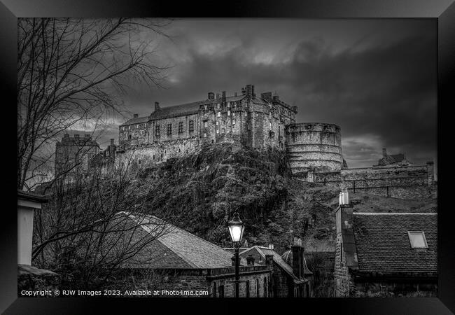 Edinburgh Castle from the Vennel Framed Print by RJW Images