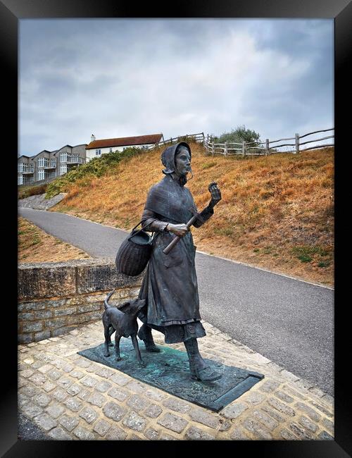 Mary Anning Statue, Lyme Regis Framed Print by Darren Galpin