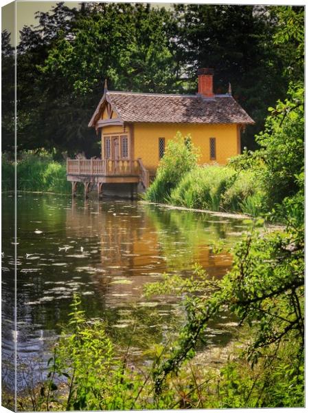 Calm over the lake  Canvas Print by Tony lopez