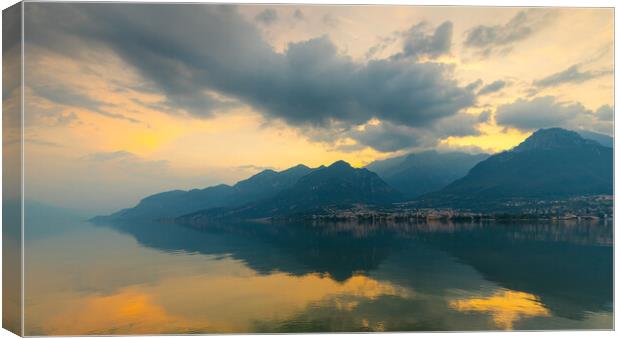 Sublime Sunrise Over Lake Como Canvas Print by Phil Durkin DPAGB BPE4