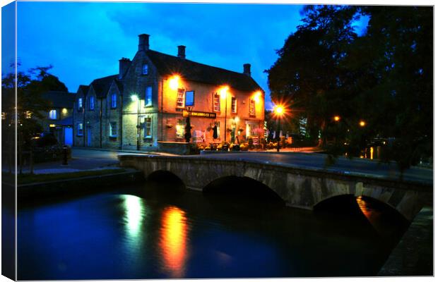 Picturesque Kingsbridge Inn: Heart of Cotswolds Canvas Print by Andy Evans Photos