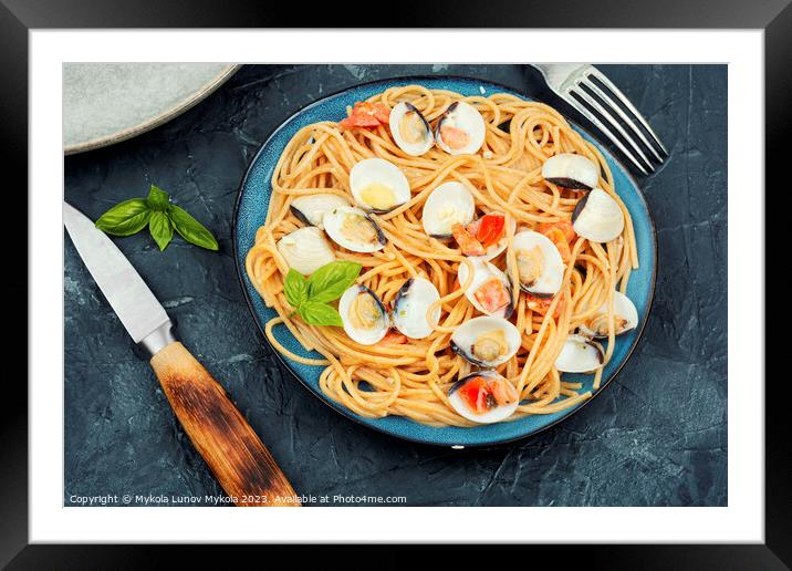 Italian spaghetti pasta with clams. Framed Mounted Print by Mykola Lunov Mykola