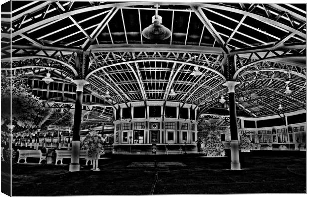 Wemyss bay Railway Station (abstract) Canvas Print by Allan Durward Photography