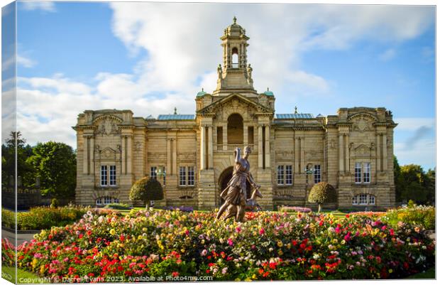 Cartwright Hall Canvas Print by Darrell Evans