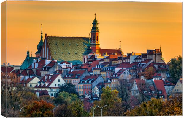 Sunset At Warsaw Old Town In Poland Canvas Print by Artur Bogacki